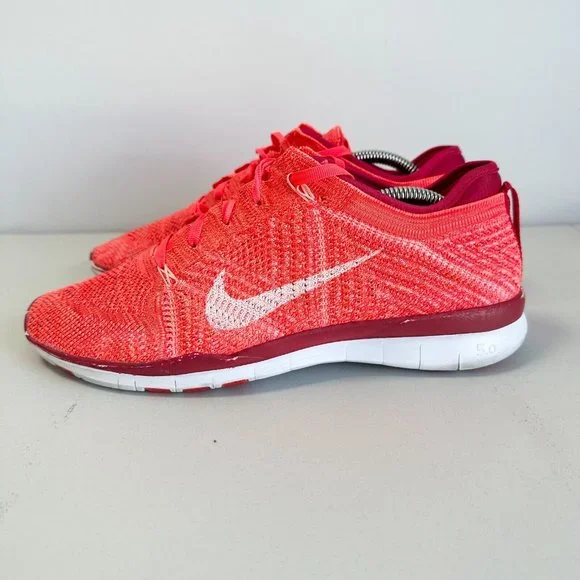 Nike Free TR Flyknit Womens Shoes Sneakers Size US 9 Orange Red Runners Jogging - Picture 9 of 16